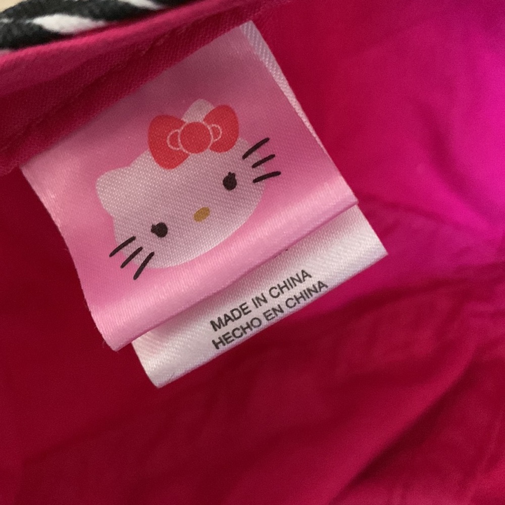 Hello kitty hat - Picture 2 of 4